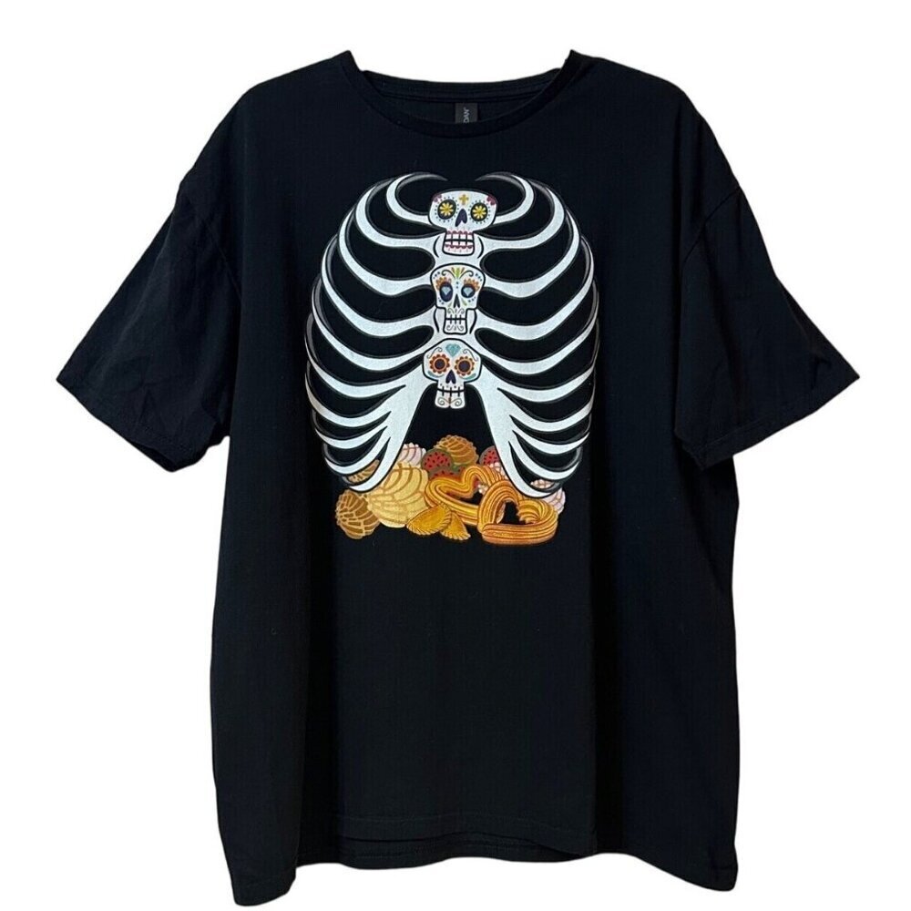 Cafecito Pan Dulce Mexican Bread Navidad dia de los muertos T-Shirt XL